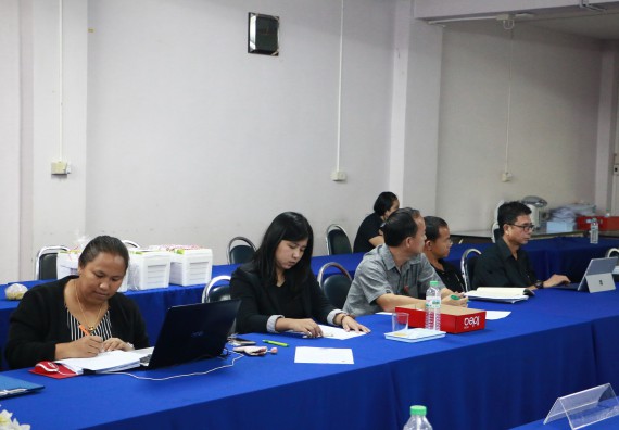 ภาพกิจกรรม หลักสูตรฟิสิกส์ จัดการตรวจประเมินคุณภาพภายในระดับหลักสูตรประจำปีการศึกษา 2559 หลักสูตรฟิสิกส์