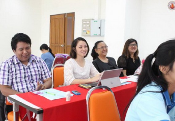 ภาพกิจกรรม คณะวิทยาศาสตร์และเทคโนโลยี เข้าร่วมนำเสนอแนวปฏิบัติที่ดีด้านการบูรณาการศิลปะและวัฒนธรรมกับการเรียนการสอน