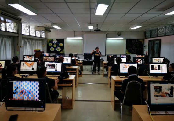 ภาพกิจกรรม หลักสูตรเทคโนโลยีสารสนเทศ จัดการอบรมเชิงปฏิบัติการ เรื่อง การใช้คอมพิวเตอร์เบื้องต้นในผู้สูงอายุ