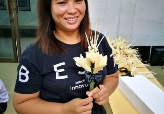 ภาพกิจกรรม หลักสูตรเทคโนโลยีสารสนเทศ จัดการอบรมเชิงปฏิบัติการ เรื่อง การใช้คอมพิวเตอร์เบื้องต้นในผู้สูงอายุ