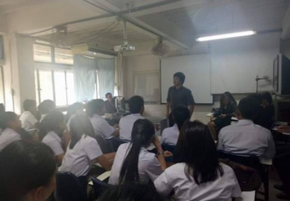 ภาพกิจกรรม โปรแกรมวิชาเคมี จัดกิจกรรมสืบสานวัฒนธรรมประเพณี สานสัมพันธ์เคมีน้องพี่