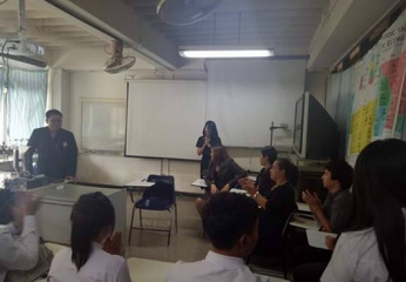 ภาพกิจกรรม โปรแกรมวิชาเคมี จัดกิจกรรมสืบสานวัฒนธรรมประเพณี สานสัมพันธ์เคมีน้องพี่