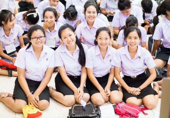 ภาพกิจกรรม คณะวิทยาศาสตร์และเทคโนโลยี จัดกิจกรรมไหว้ครูคณะวิทยาศาสตร์และเทคโนโลยี ประจำปีการศึกษา 2560