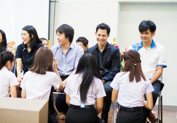 ภาพกิจกรรม คณะวิทยาศาสตร์และเทคโนโลยี จัดกิจกรรมไหว้ครูคณะวิทยาศาสตร์และเทคโนโลยี ประจำปีการศึกษา 2560