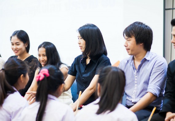 ภาพกิจกรรม คณะวิทยาศาสตร์และเทคโนโลยี จัดกิจกรรมไหว้ครูคณะวิทยาศาสตร์และเทคโนโลยี ประจำปีการศึกษา 2560