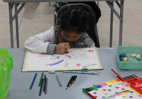 ภาพกิจกรรม การประกวดภาพวาดจินตนาการทางวิทยาศาสตร์ ระดับประถมศึกษาตอนต้น