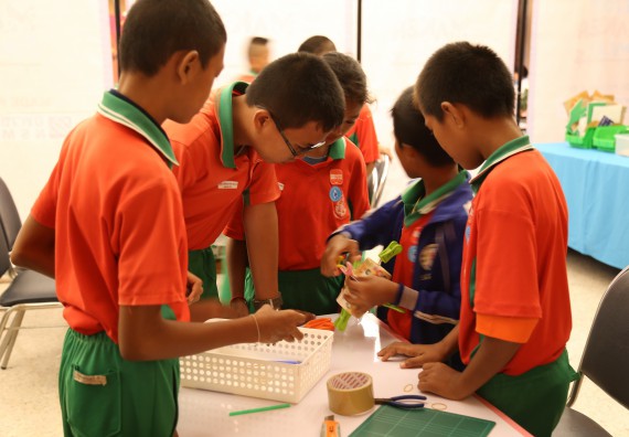 ภาพบรรยากาศการเข้าชมกิจกรรม คาราวานวิทยาศาสตร์ อพวช.