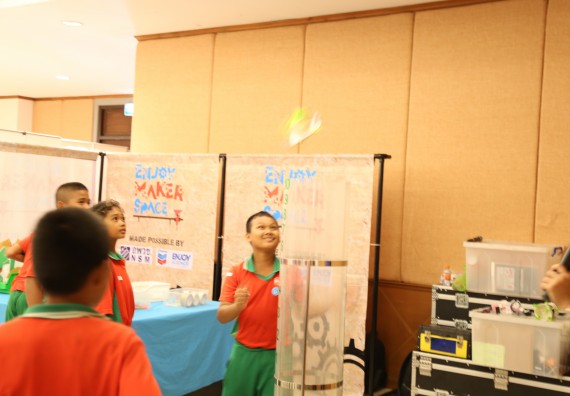 ภาพบรรยากาศการเข้าชมกิจกรรม คาราวานวิทยาศาสตร์ อพวช.