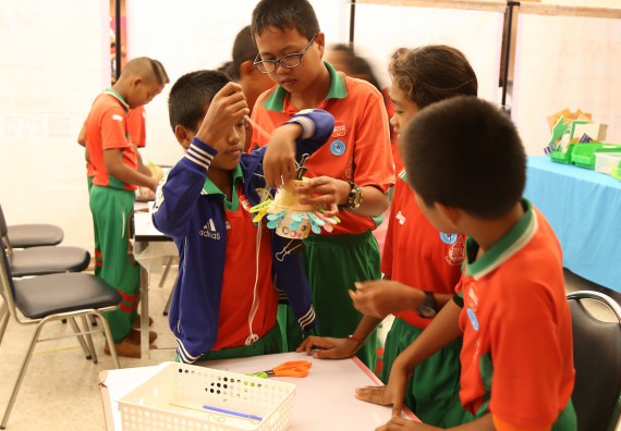 ภาพบรรยากาศการเข้าชมกิจกรรม คาราวานวิทยาศาสตร์ อพวช.