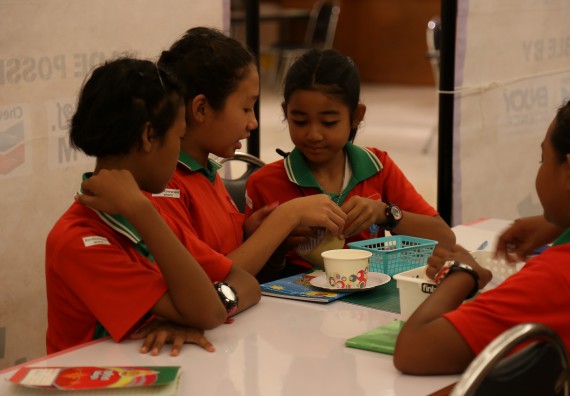 ภาพบรรยากาศการเข้าชมกิจกรรม คาราวานวิทยาศาสตร์ อพวช.