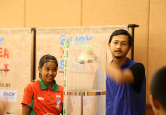 ภาพบรรยากาศการเข้าชมกิจกรรม คาราวานวิทยาศาสตร์ อพวช.