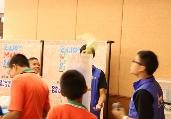 ภาพบรรยากาศการเข้าชมกิจกรรม คาราวานวิทยาศาสตร์ อพวช.