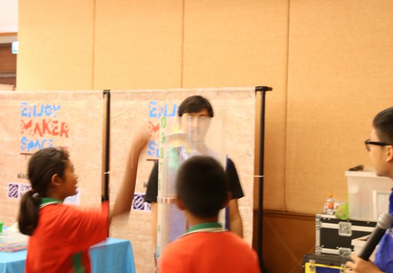 ภาพบรรยากาศการเข้าชมกิจกรรม คาราวานวิทยาศาสตร์ อพวช.