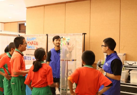 ภาพบรรยากาศการเข้าชมกิจกรรม คาราวานวิทยาศาสตร์ อพวช.