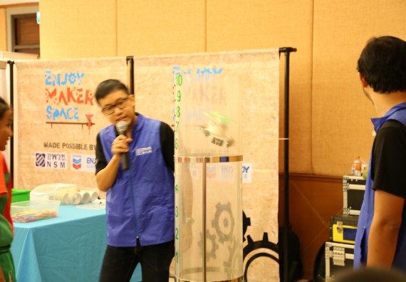 ภาพบรรยากาศการเข้าชมกิจกรรม คาราวานวิทยาศาสตร์ อพวช.