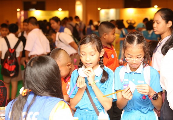 ภาพบรรยากาศการเข้าชมกิจกรรม คาราวานวิทยาศาสตร์ อพวช.