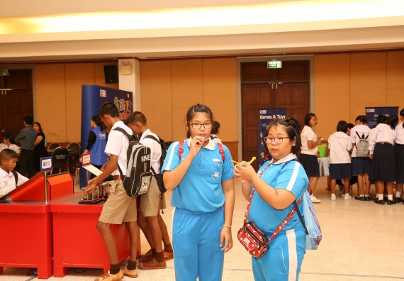 ภาพบรรยากาศการเข้าชมกิจกรรม คาราวานวิทยาศาสตร์ อพวช.