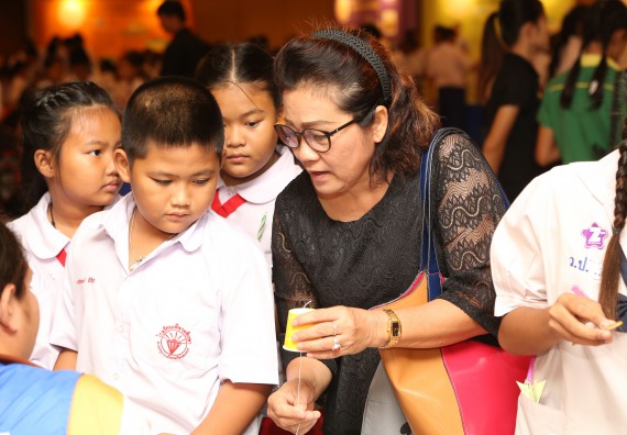 ภาพบรรยากาศการเข้าชมกิจกรรม คาราวานวิทยาศาสตร์ อพวช.