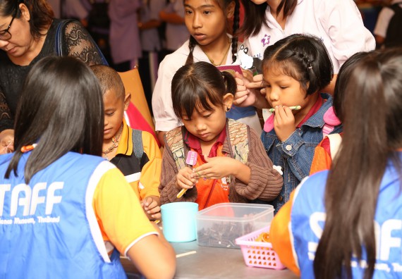 ภาพบรรยากาศการเข้าชมกิจกรรม คาราวานวิทยาศาสตร์ อพวช.