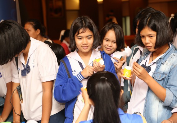 ภาพบรรยากาศการเข้าชมกิจกรรม คาราวานวิทยาศาสตร์ อพวช.