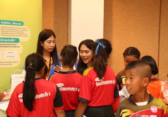 ภาพบรรยากาศการเข้าชมกิจกรรม คาราวานวิทยาศาสตร์ อพวช.