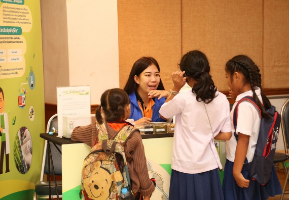 ภาพบรรยากาศการเข้าชมกิจกรรม คาราวานวิทยาศาสตร์ อพวช.