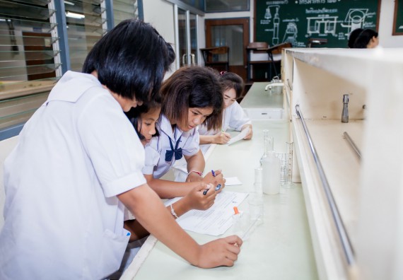 ภาพกิจกรรม ทักษะทางวิทยาศาสตร์และเทคโนโลยี ระดับมัธยมศึกษาตอนต้น