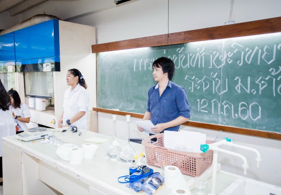 ภาพกิจกรรม ทักษะทางวิทยาศาสตร์และเทคโนโลยี ระดับมัธยมศึกษาตอนต้น