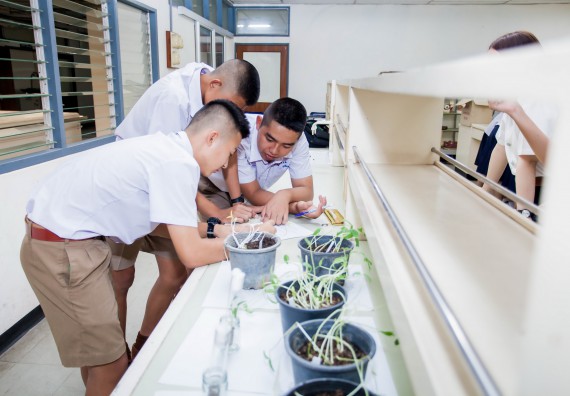 ภาพกิจกรรม ทักษะทางวิทยาศาสตร์และเทคโนโลยี ระดับมัธยมศึกษาตอนต้น