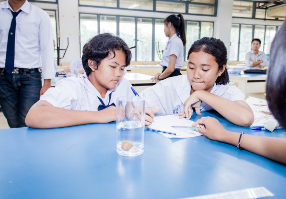 ภาพกิจกรรม ทักษะทางวิทยาศาสตร์และเทคโนโลยี ระดับมัธยมศึกษาตอนต้น