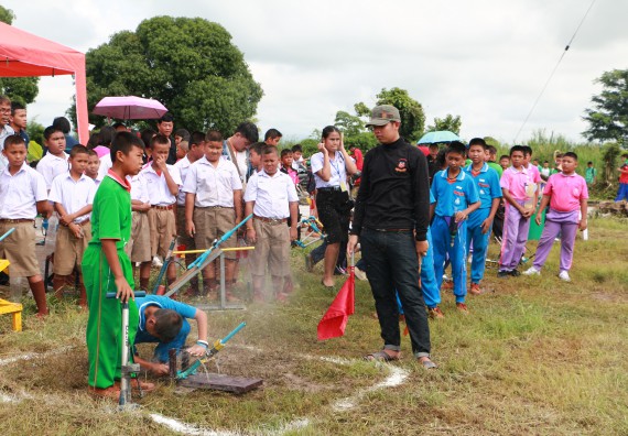 ภาพกิจกรรม  การแข่งขันจรวดขวดน้ำ ระดับประถมศึกษา
