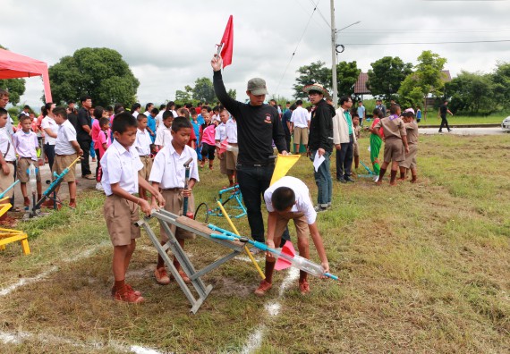 ภาพกิจกรรม  การแข่งขันจรวดขวดน้ำ ระดับประถมศึกษา