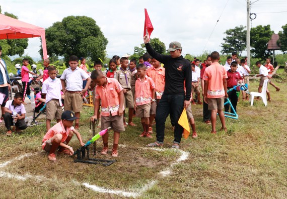 ภาพกิจกรรม  การแข่งขันจรวดขวดน้ำ ระดับประถมศึกษา