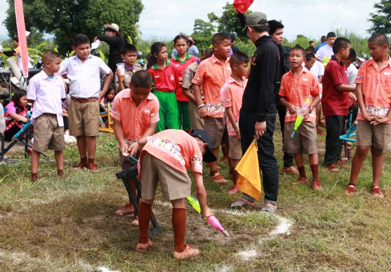 ภาพกิจกรรม  การแข่งขันจรวดขวดน้ำ ระดับประถมศึกษา