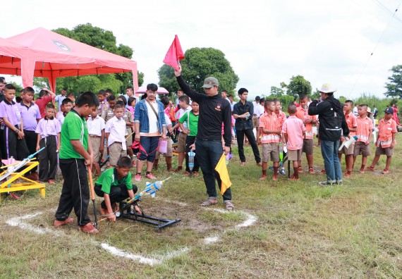 ภาพกิจกรรม  การแข่งขันจรวดขวดน้ำ ระดับประถมศึกษา