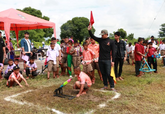 ภาพกิจกรรม  การแข่งขันจรวดขวดน้ำ ระดับประถมศึกษา