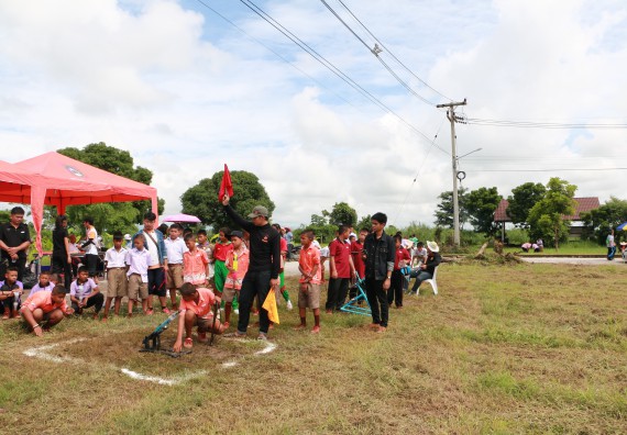 ภาพกิจกรรม  การแข่งขันจรวดขวดน้ำ ระดับประถมศึกษา