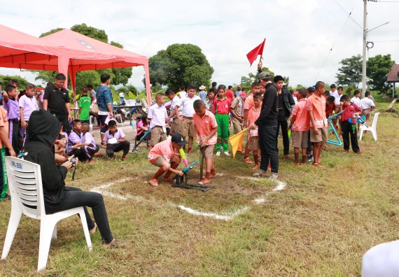 ภาพกิจกรรม  การแข่งขันจรวดขวดน้ำ ระดับประถมศึกษา