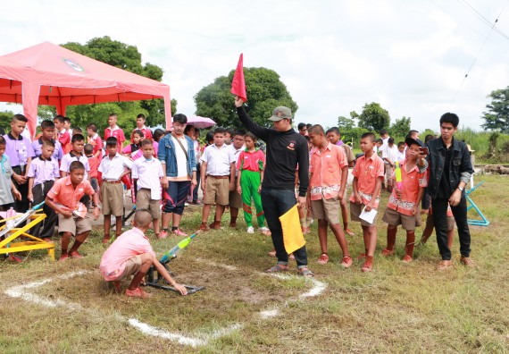 ภาพกิจกรรม  การแข่งขันจรวดขวดน้ำ ระดับประถมศึกษา
