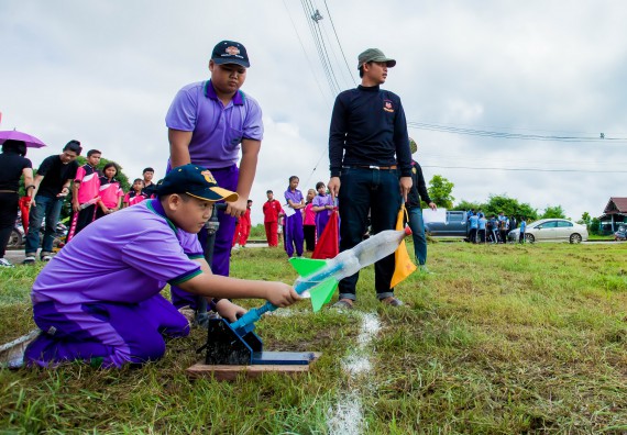 ภาพกิจกรรม  การแข่งขันจรวดขวดน้ำ ระดับประถมศึกษา