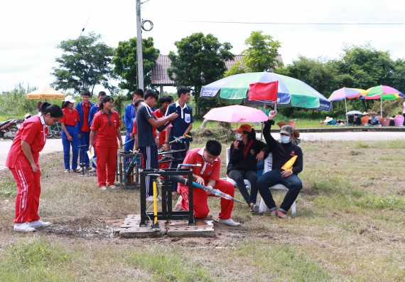 ภาพกิจกรรม การแข่งขันจรวดขวดน้ำ ระดับมัธยมศึกษาตอนปลาย