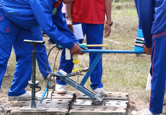 ภาพกิจกรรม การแข่งขันจรวดขวดน้ำ ระดับมัธยมศึกษาตอนปลาย