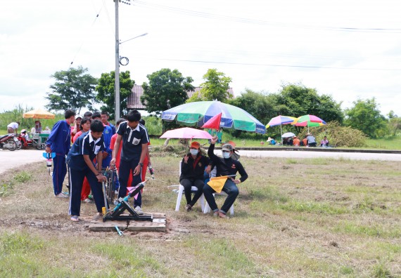 ภาพกิจกรรม การแข่งขันจรวดขวดน้ำ ระดับมัธยมศึกษาตอนปลาย