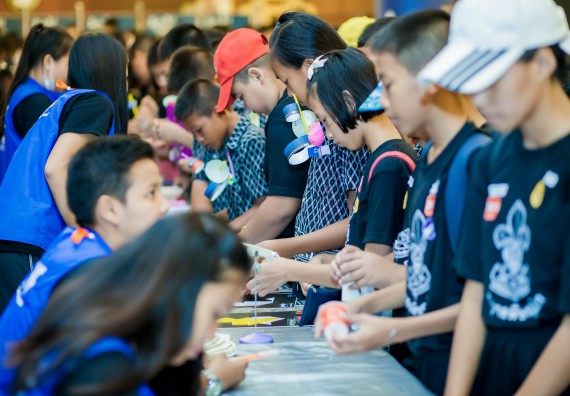 ภาพบรรยากาศการเข้าชมกิจกรรม คาราวานวิทยาศาสตร์ อพวช.