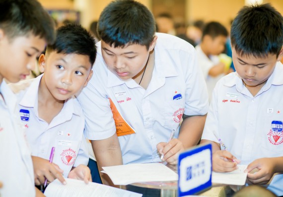 ภาพบรรยากาศการเข้าชมกิจกรรม คาราวานวิทยาศาสตร์ อพวช.