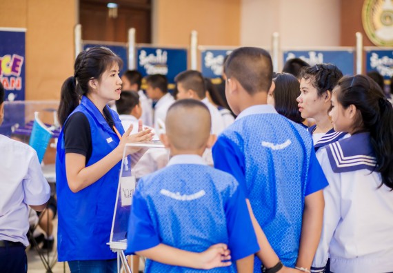 ภาพบรรยากาศการเข้าชมกิจกรรม คาราวานวิทยาศาสตร์ อพวช.