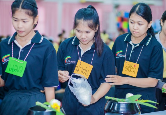 ภาพกิจกรรม คณะวิทยาศาสตร์และเทคโนโลยี จัดกิจกรรมทำบุญคณะวิทยาศาสตร์และเทคโนโลยี ประจำปี 2560