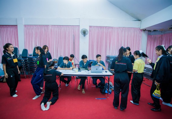 ภาพกิจกรรม คณะวิทยาศาสตร์และเทคโนโลยี จัดกิจกรรมทำบุญคณะวิทยาศาสตร์และเทคโนโลยี ประจำปี 2560