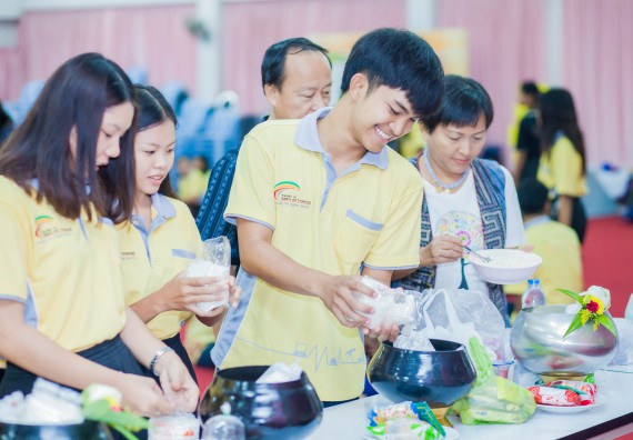 ภาพกิจกรรม คณะวิทยาศาสตร์และเทคโนโลยี จัดกิจกรรมทำบุญคณะวิทยาศาสตร์และเทคโนโลยี ประจำปี 2560