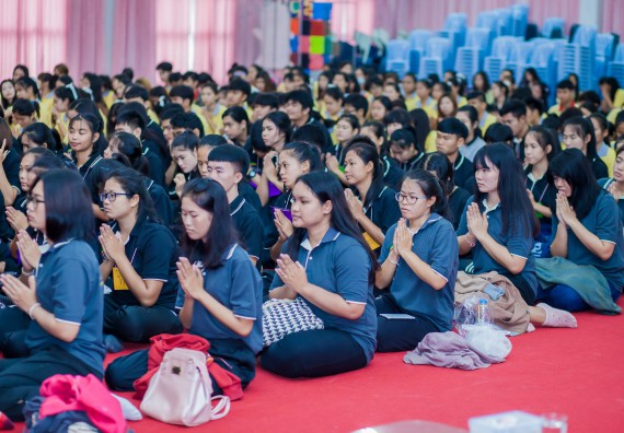 ภาพกิจกรรม คณะวิทยาศาสตร์และเทคโนโลยี จัดกิจกรรมทำบุญคณะวิทยาศาสตร์และเทคโนโลยี ประจำปี 2560